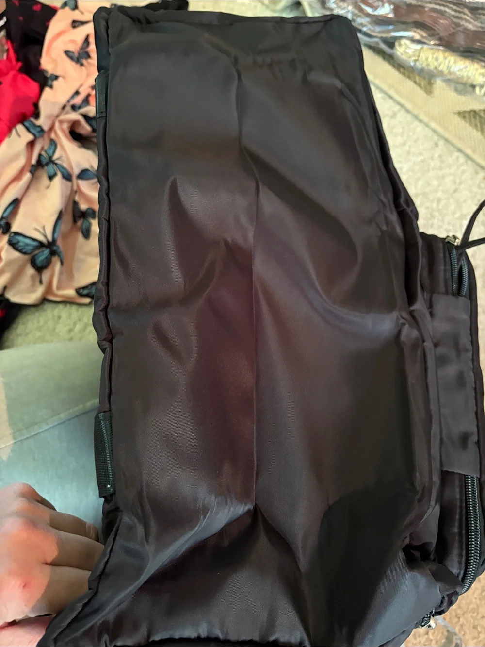 weilaishijia black duffel